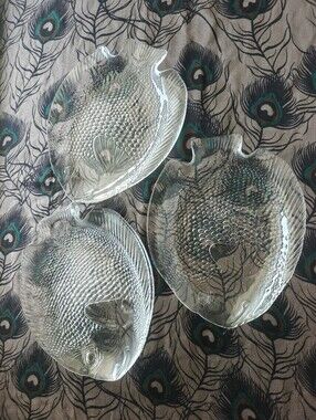VTG glass fish plates Arcoroc Set Of 4 10"
